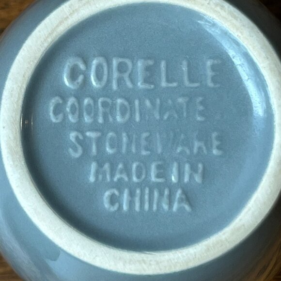 2 Stoneware Coffee Mugs Corelle Coordinate Grey 12 oz - Picture 8 of 9